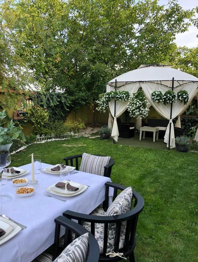 Lux Garden Home D Kumanovo Eksteriør bilde